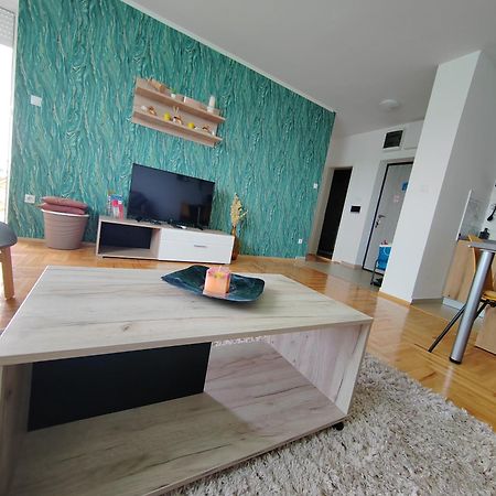 Krstic_Lux Apartman Subotica Eksteriør billede