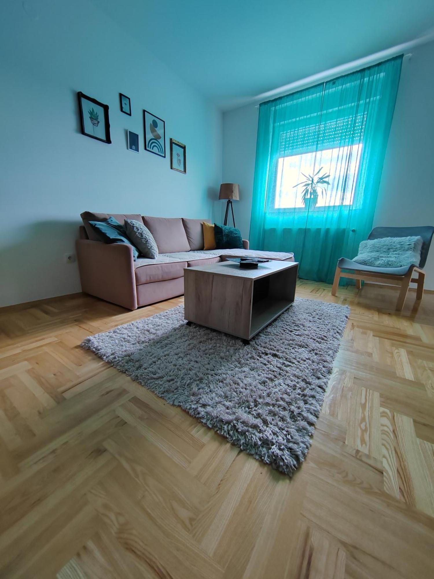 Krstic_Lux Apartman Subotica Eksteriør billede