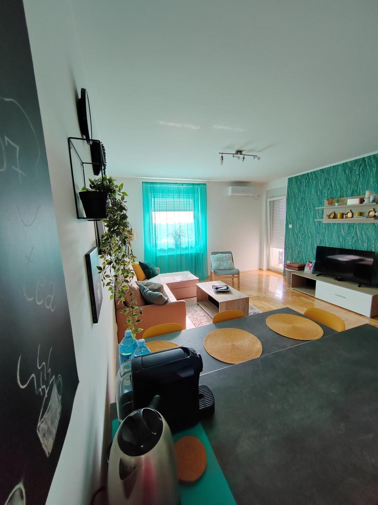 Krstic_Lux Apartman Subotica Eksteriør billede